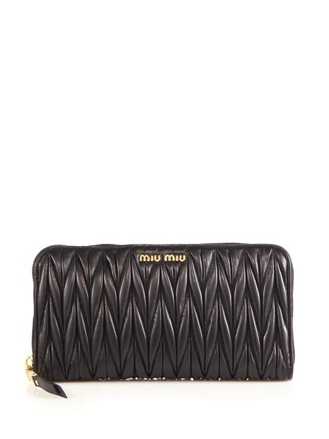 miu miu black leather wallet